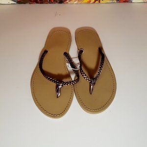 OLD NAVY Metallic Bronze Flip Flops Sandals Sz 8 (NWOT)